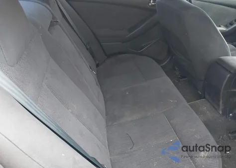 2011 Nissan Altima 2.5 S z USA, uszkodzony, nr VIN 1N4AL2AP7BC121067